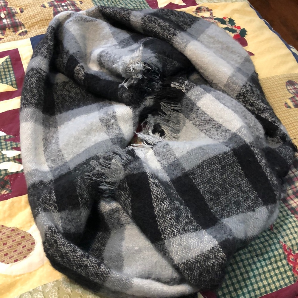 Blanket Scarf - image 2